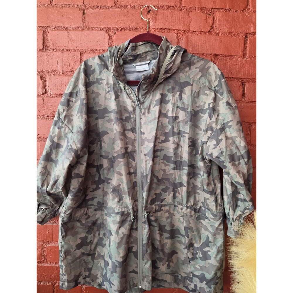 Columbia Women's Windbreaker Zipper Camo 3/4 Sleeves Hood